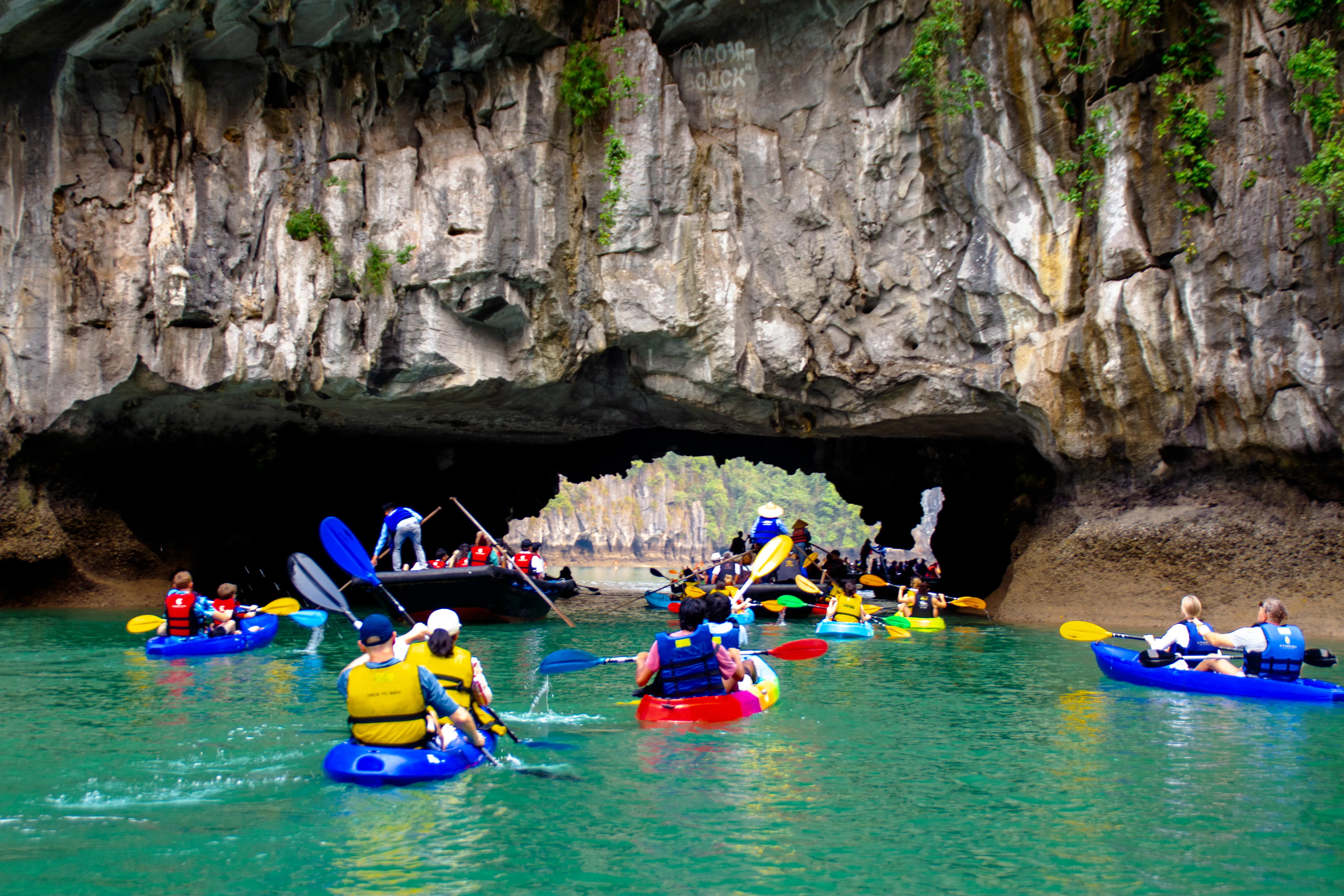 overcrowded kayaking